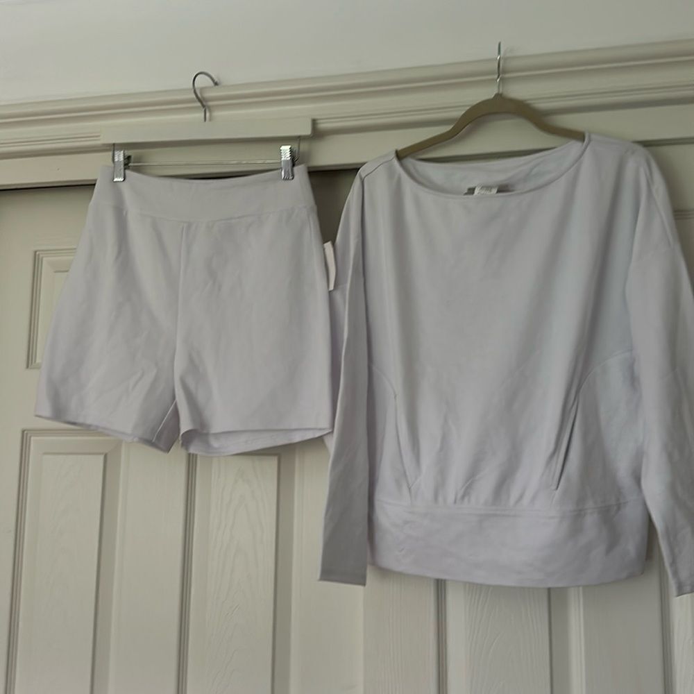 La Blanca boat neck sweatshirt and biker shorts set in white